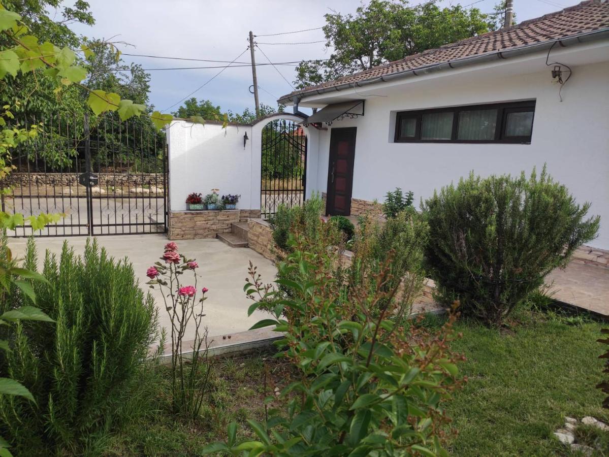 Studio Oasis-Shabla ภายนอก รูปภาพ